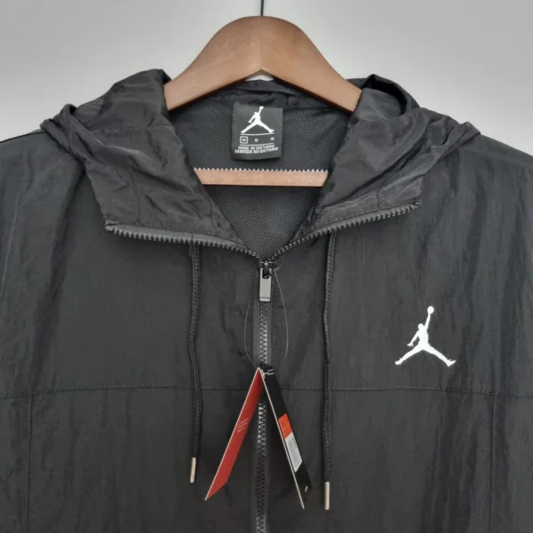 Cortaviento Air Jordan Negra - Imagen 5