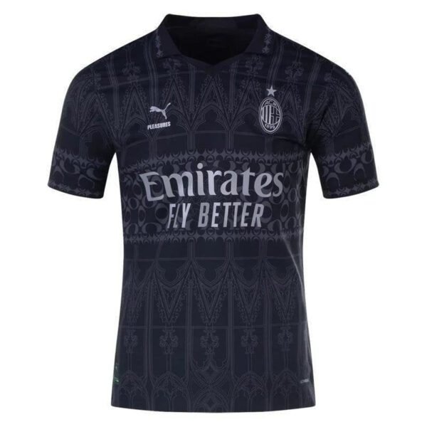 Milan 2024 Pleasures - Jugador
