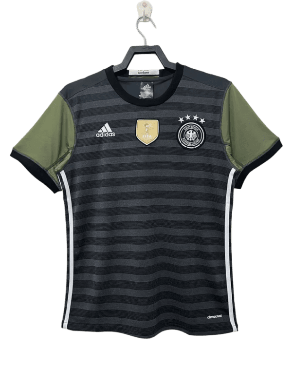 Alemania II 2016 - Retro