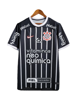 background-editor_output_4b5c9261-c194-418b-ab4f-f00c84553539