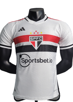 background-editor_output_61e9598c-e85e-47da-98e3-e6a4cc141796