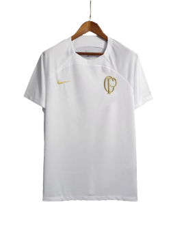 background-editor_output_9dafe0b1-7fed-4874-b502-612766cc2ecc